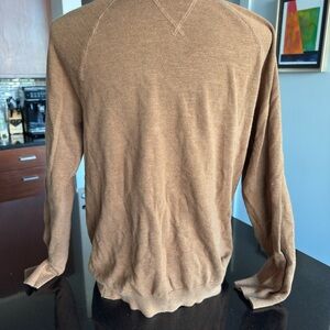 H&M Light Brown/Copper Crewneck Sweater Medium | Classic & Cozy